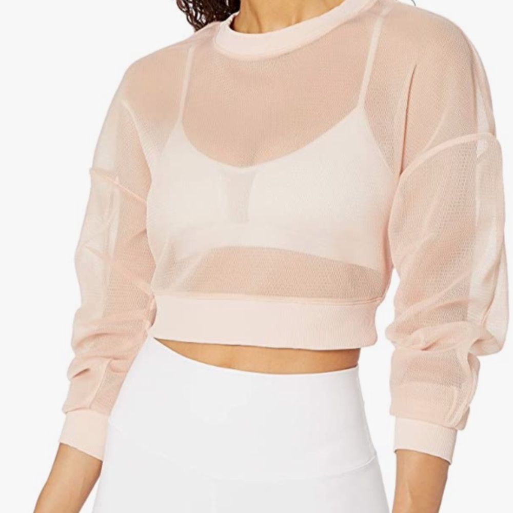 ALO yoga row long sleeve mesh top size medium new with tags in the color nectar